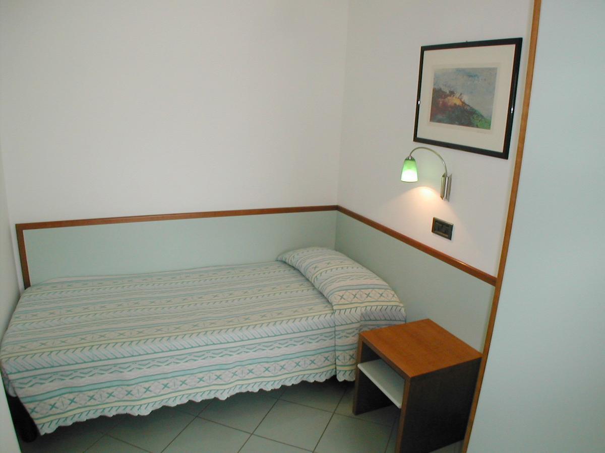 Residence Mediterraneo ซัน เบเนเดตโต เดล ตรอนโต ห้อง รูปภาพ
